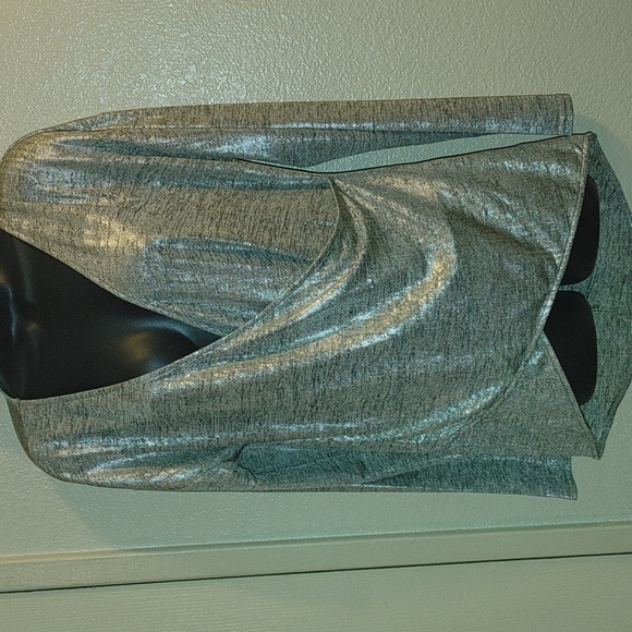 Trouve Tops - Trouve metallic blouse